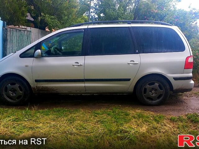 Сірий Форд Галаксі, об'ємом двигуна 1.9 л та пробігом 515 тис. км за 2100 $, фото 1 на Automoto.ua