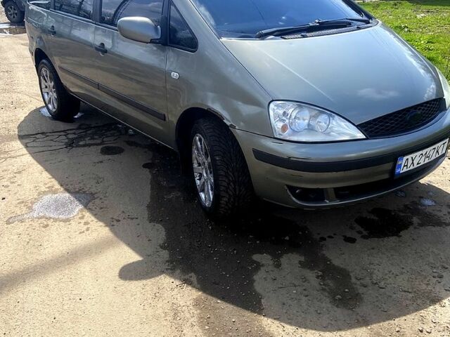 Сірий Форд Галаксі, об'ємом двигуна 2.3 л та пробігом 0 тис. км за 5000 $, фото 1 на Automoto.ua
