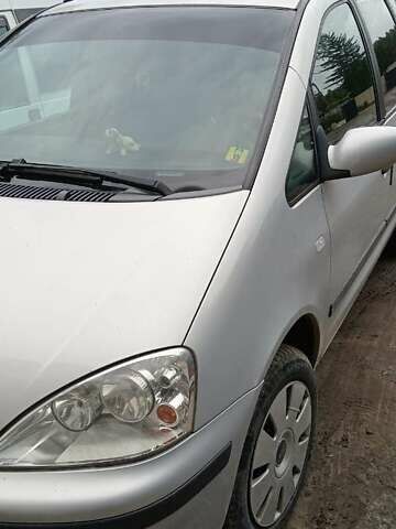 Сірий Форд Галаксі, об'ємом двигуна 2 л та пробігом 295 тис. км за 3900 $, фото 1 на Automoto.ua