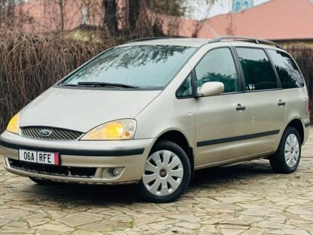 Сірий Форд Галаксі, об'ємом двигуна 2 л та пробігом 363 тис. км за 2200 $, фото 1 на Automoto.ua