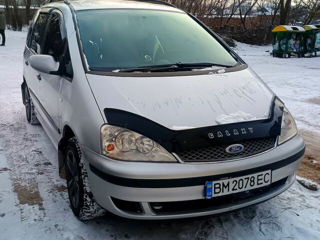 Серый Форд Галакси, объемом двигателя 1.9 л и пробегом 560 тыс. км за 4900 $, фото 1 на Automoto.ua