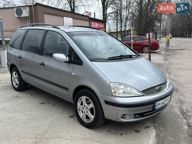 Серый Форд Галакси, объемом двигателя 1.9 л и пробегом 263 тыс. км за 5800 $, фото 1 на Automoto.ua