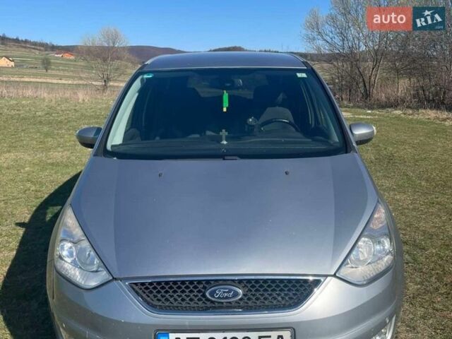 Сірий Форд Галаксі, об'ємом двигуна 2 л та пробігом 275 тис. км за 5800 $, фото 1 на Automoto.ua