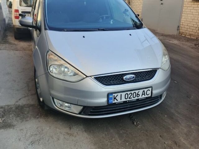 Сірий Форд Галаксі, об'ємом двигуна 2 л та пробігом 360 тис. км за 4999 $, фото 1 на Automoto.ua