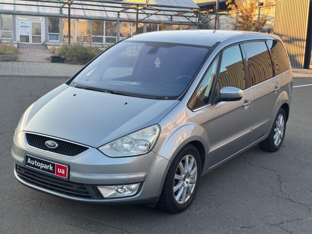 Серый Форд Галакси, объемом двигателя 1.8 л и пробегом 240 тыс. км за 9690 $, фото 1 на Automoto.ua