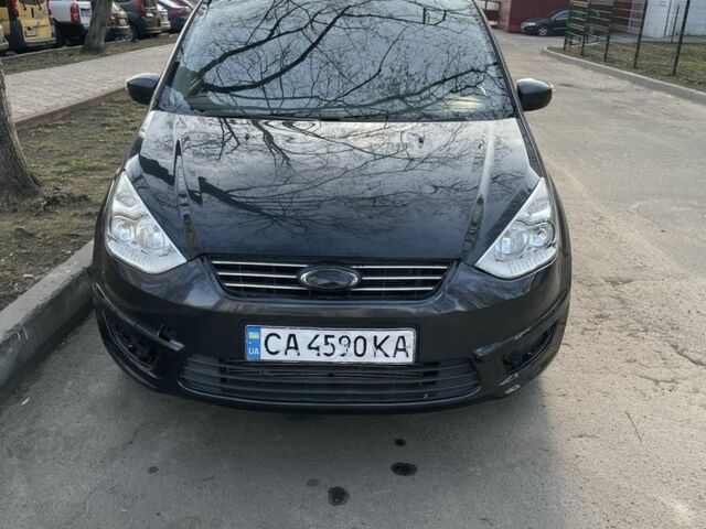 Серый Форд Галакси, объемом двигателя 2 л и пробегом 300 тыс. км за 5800 $, фото 1 на Automoto.ua