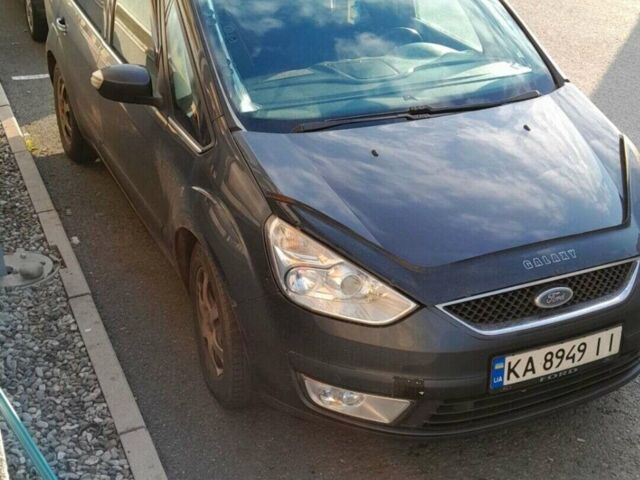 Серый Форд Галакси, объемом двигателя 2 л и пробегом 338 тыс. км за 12000 $, фото 1 на Automoto.ua