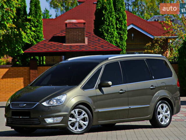 Форд Галакси 2011 в Днепре (Днепропетровске) на Automoto.ua Серый Форд Галакси, объемом двигателя 2 л и пробегом 117 тыс. км за 12300 $, фото 1 на Automoto.ua