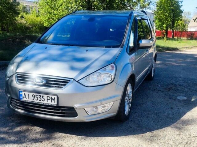 Серый Форд Галакси, объемом двигателя 2 л и пробегом 273 тыс. км за 10700 $, фото 1 на Automoto.ua