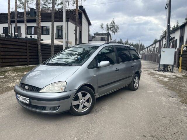 Серый Форд Галакси, объемом двигателя 1.9 л и пробегом 200 тыс. км за 3000 $, фото 1 на Automoto.ua