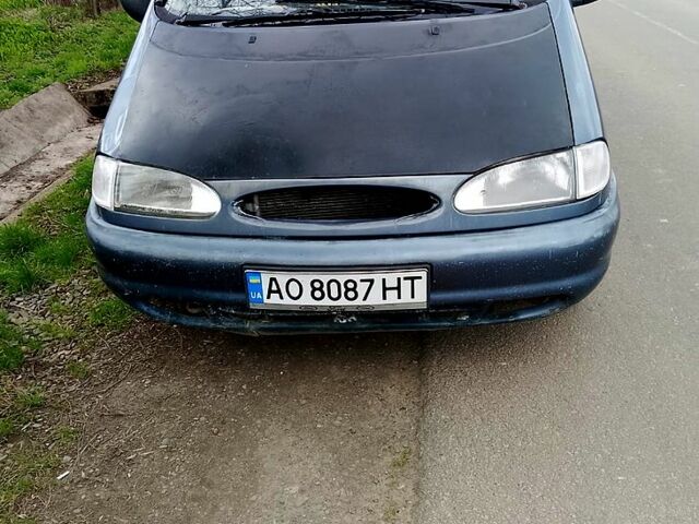 Синий Форд Галакси, объемом двигателя 2 л и пробегом 106 тыс. км за 1600 $, фото 1 на Automoto.ua