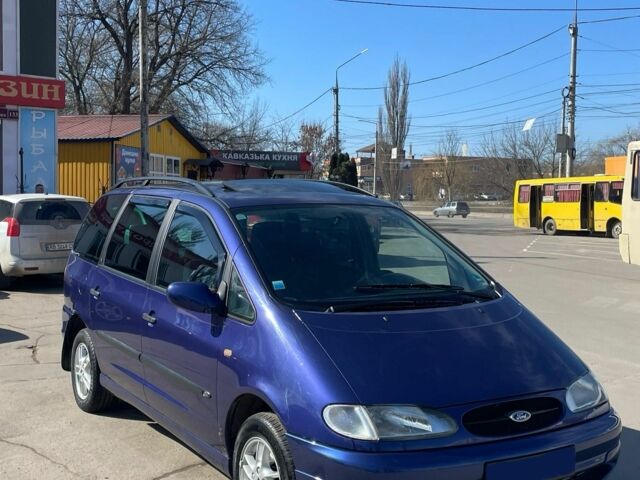 Синий Форд Галакси, объемом двигателя 1.9 л и пробегом 245 тыс. км за 2300 $, фото 1 на Automoto.ua