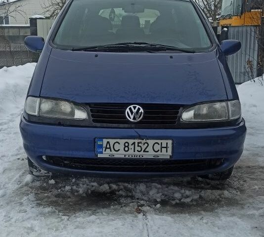 Синій Форд Галаксі, об'ємом двигуна 1.9 л та пробігом 305 тис. км за 3000 $, фото 1 на Automoto.ua