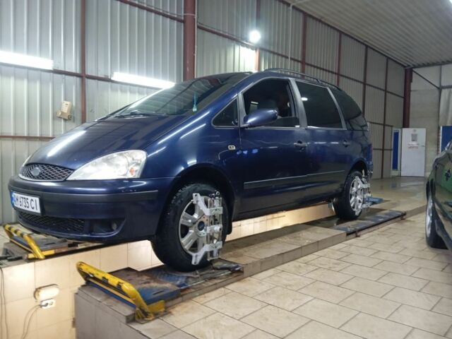 Синій Форд Галаксі, об'ємом двигуна 1.9 л та пробігом 250 тис. км за 3100 $, фото 1 на Automoto.ua