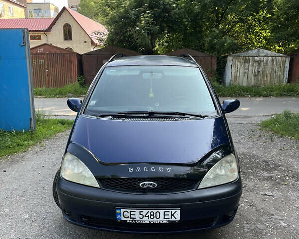 Синий Форд Галакси, объемом двигателя 1.9 л и пробегом 330 тыс. км за 3900 $, фото 1 на Automoto.ua