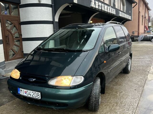 Зеленый Форд Галакси, объемом двигателя 1.9 л и пробегом 300 тыс. км за 1250 $, фото 1 на Automoto.ua