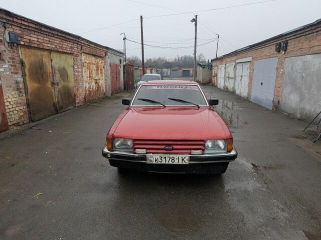 Красный Форд Гранада, объемом двигателя 2 л и пробегом 100 тыс. км за 750 $, фото 1 на Automoto.ua