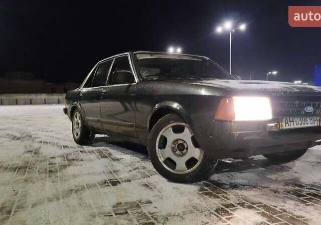 Серый Форд Гранада, объемом двигателя 1.91 л и пробегом 99 тыс. км за 599 $, фото 1 на Automoto.ua