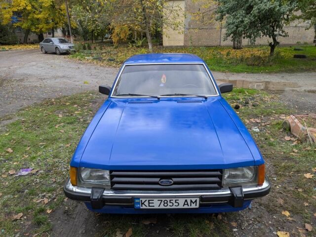 Форд Гранада 1982 в Кривом Роге на Automoto.ua Синий Форд Гранада, объемом двигателя 2.3 л и пробегом 300 тыс. км за 1100 $, фото 1 на Automoto.ua