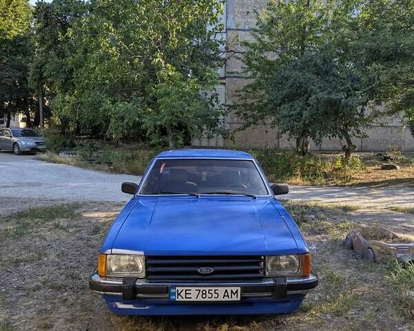 Синий Форд Гранада, объемом двигателя 2.29 л и пробегом 300 тыс. км за 1300 $, фото 1 на Automoto.ua