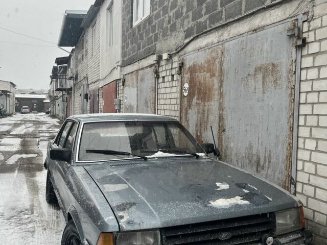 Синий Форд Гранада, объемом двигателя 2 л и пробегом 97 тыс. км за 550 $, фото 1 на Automoto.ua