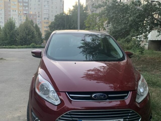 Красный Форд Гранд С-макс, объемом двигателя 2 л и пробегом 132 тыс. км за 9500 $, фото 1 на Automoto.ua