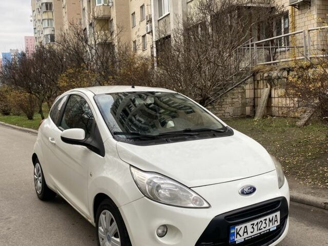 Белый Форд КА, объемом двигателя 1.2 л и пробегом 139 тыс. км за 3500 $, фото 1 на Automoto.ua