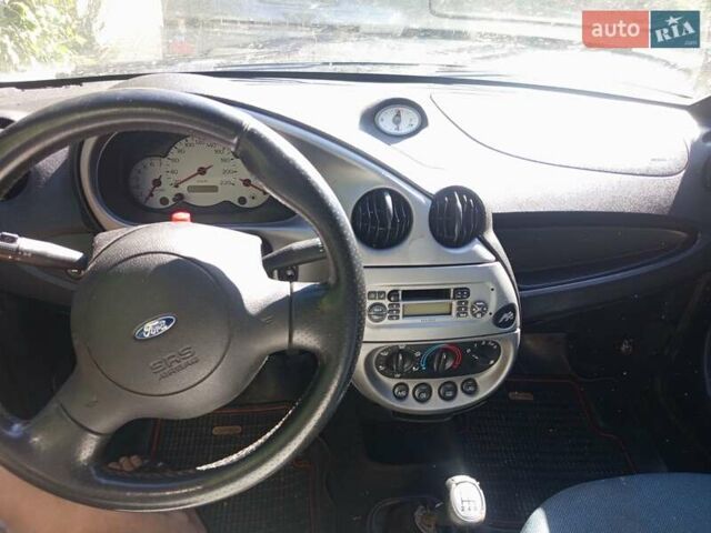 Синій Форд КА, об'ємом двигуна 1.3 л та пробігом 159 тис. км за 2000 $, фото 1 на Automoto.ua