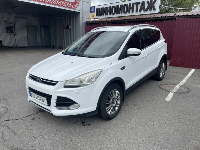 Белый Форд Куга, объемом двигателя 2 л и пробегом 250 тыс. км за 11009 $, фото 1 на Automoto.ua
