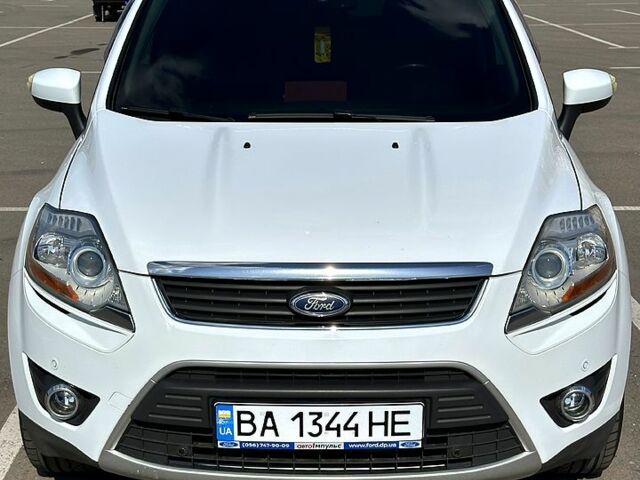 Білий Форд Куга, об'ємом двигуна 2 л та пробігом 111 тис. км за 13200 $, фото 1 на Automoto.ua