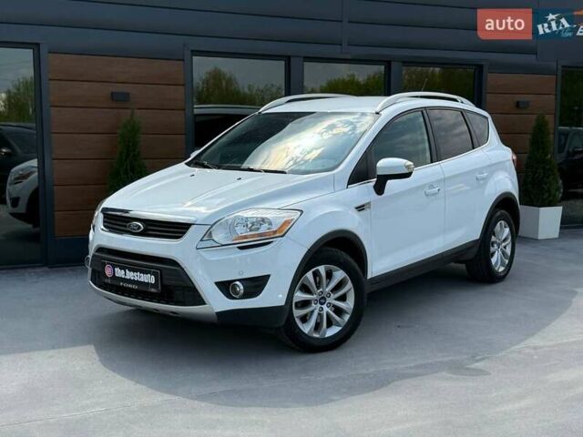 Білий Форд Куга, об'ємом двигуна 2 л та пробігом 140 тис. км за 12696 $, фото 1 на Automoto.ua