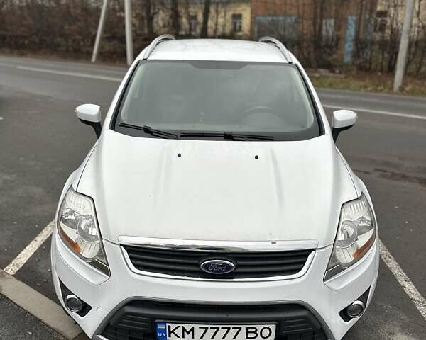 Белый Форд Куга, объемом двигателя 2 л и пробегом 294 тыс. км за 11500 $, фото 1 на Automoto.ua