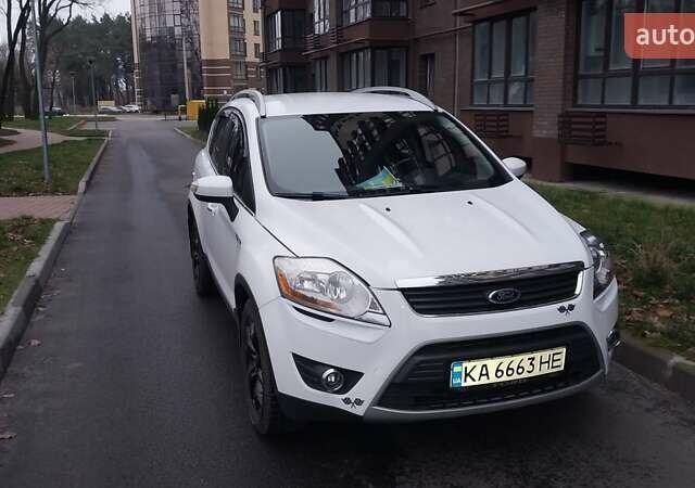 Білий Форд Куга, об'ємом двигуна 2 л та пробігом 198 тис. км за 11500 $, фото 1 на Automoto.ua