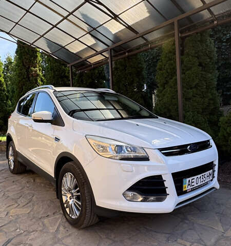 Белый Форд Куга, объемом двигателя 2 л и пробегом 132 тыс. км за 17500 $, фото 1 на Automoto.ua