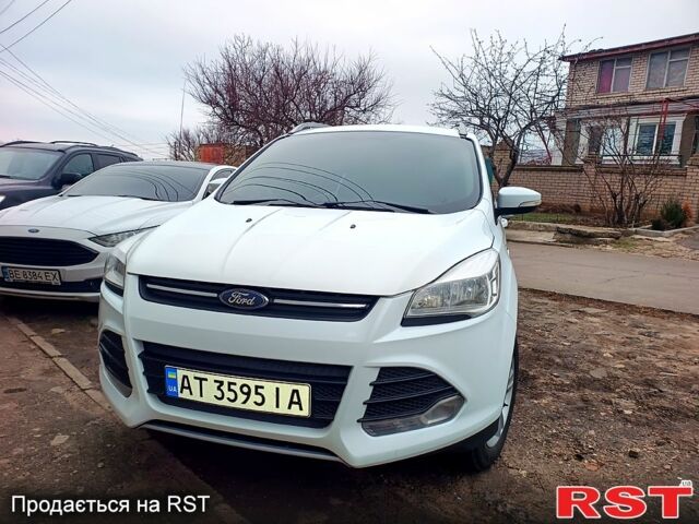 Белый Форд Куга, объемом двигателя 2 л и пробегом 107 тыс. км за 14000 $, фото 1 на Automoto.ua