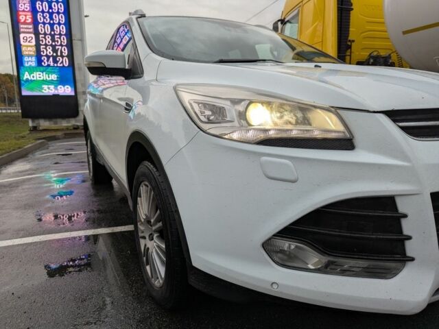 Форд Куга 2013 в Василькове на Automoto.ua Белый Форд Куга, объемом двигателя 2 л и пробегом 186 тыс. км за 10600 $, фото 1 на Automoto.ua