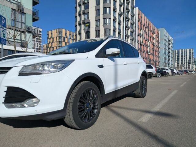 Білий Форд Куга, об'ємом двигуна 2 л та пробігом 202 тис. км за 13788 $, фото 1 на Automoto.ua