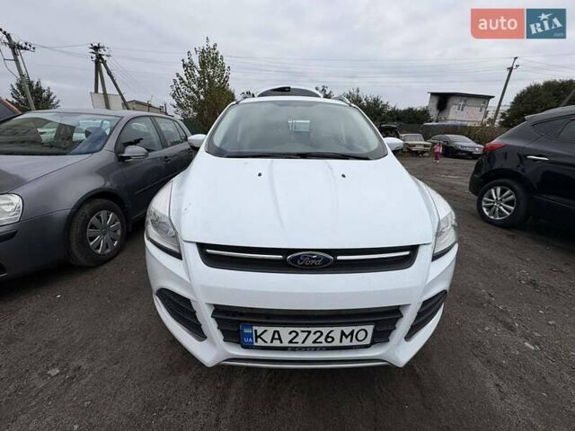 Форд Куга 2013 в Конотопе на Automoto.ua Белый Форд Куга, объемом двигателя 2 л и пробегом 95 тыс. км за 15200 $, фото 1 на Automoto.ua