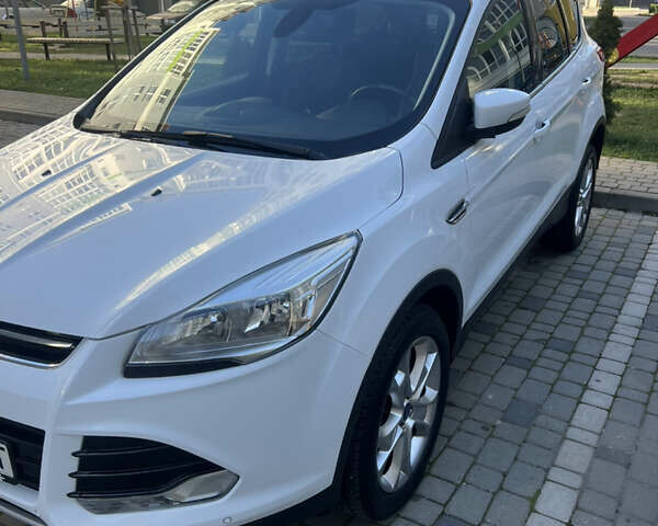 Белый Форд Куга, объемом двигателя 0 л и пробегом 230 тыс. км за 13500 $, фото 1 на Automoto.ua