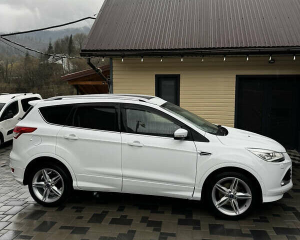 Форд Куга 2014 в Славском на Automoto.ua Белый Форд Куга, объемом двигателя 2 л и пробегом 123 тыс. км за 15600 $, фото 1 на Automoto.ua