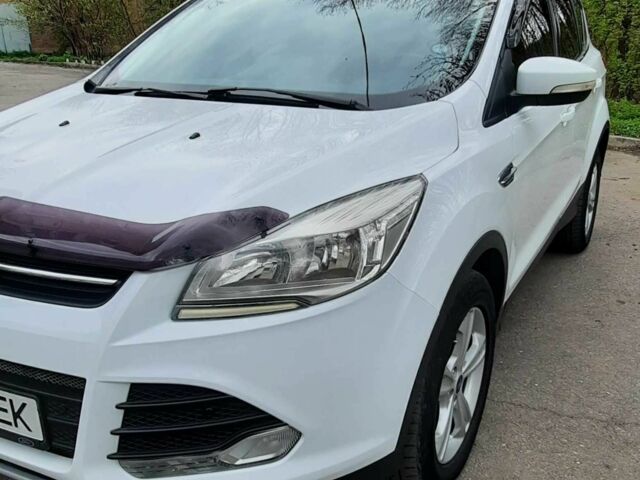 Білий Форд Куга, об'ємом двигуна 2 л та пробігом 190 тис. км за 13500 $, фото 1 на Automoto.ua