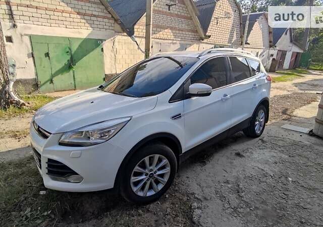Білий Форд Куга, об'ємом двигуна 2 л та пробігом 234 тис. км за 13000 $, фото 1 на Automoto.ua
