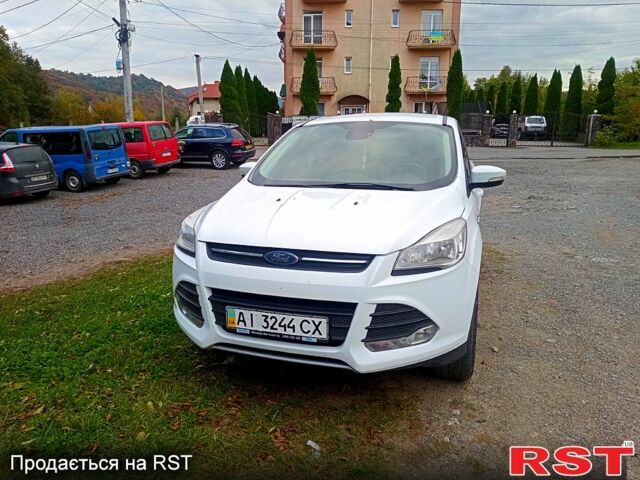 Белый Форд Куга, объемом двигателя 1.5 л и пробегом 173 тыс. км за 12100 $, фото 1 на Automoto.ua