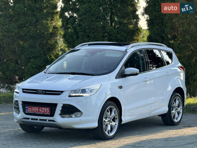 Белый Форд Куга, объемом двигателя 2 л и пробегом 209 тыс. км за 16200 $, фото 1 на Automoto.ua