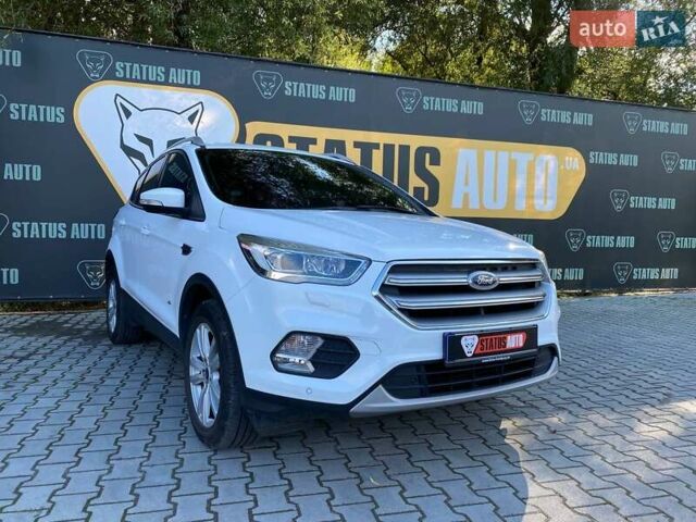 Білий Форд Куга, об'ємом двигуна 2 л та пробігом 80 тис. км за 19900 $, фото 1 на Automoto.ua