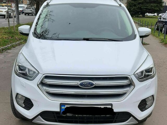 Белый Форд Куга, объемом двигателя 0 л и пробегом 35 тыс. км за 19800 $, фото 1 на Automoto.ua