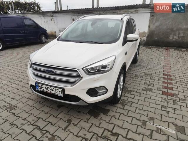 Білий Форд Куга, об'ємом двигуна 2 л та пробігом 96 тис. км за 20000 $, фото 1 на Automoto.ua