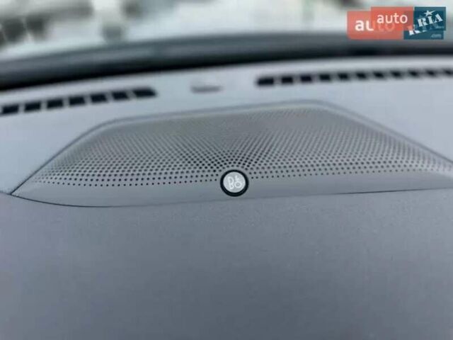 Белый Форд Куга, объемом двигателя 1.5 л и пробегом 22 тыс. км за 35000 $, фото 1 на Automoto.ua