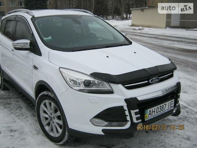 Білий Форд Куга, об'ємом двигуна 2 л та пробігом 57 тис. км за 23000 $, фото 1 на Automoto.ua