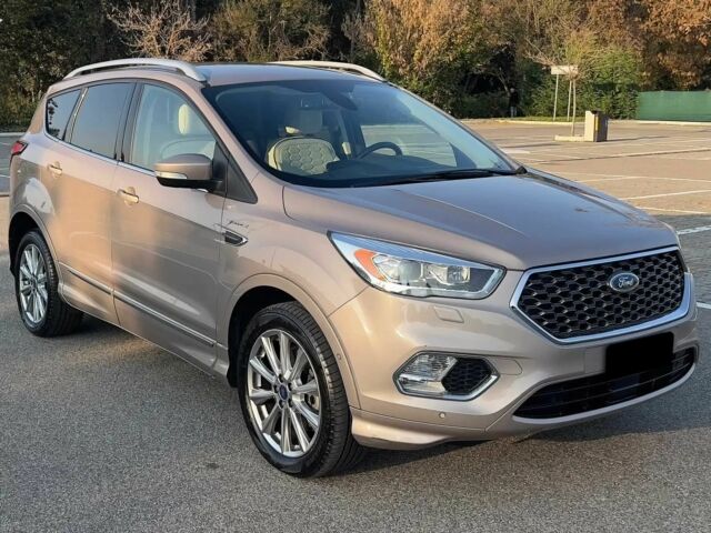 Бежевий Форд Куга, об'ємом двигуна 2 л та пробігом 54 тис. км за 8000 $, фото 1 на Automoto.ua